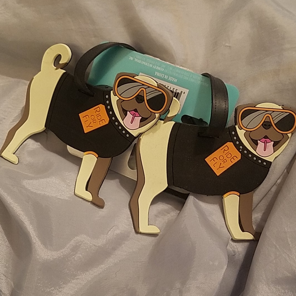 Luggage tag 2pk set pug fly or ride new on card - Picture 1 of 3